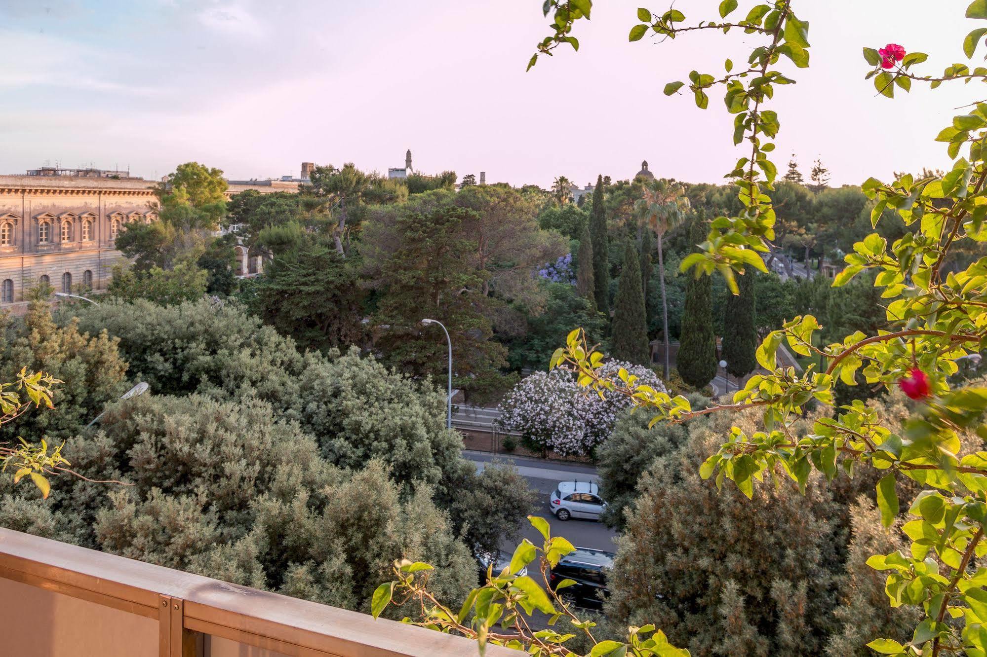 Larala' Panzió Lecce Kültér fotó